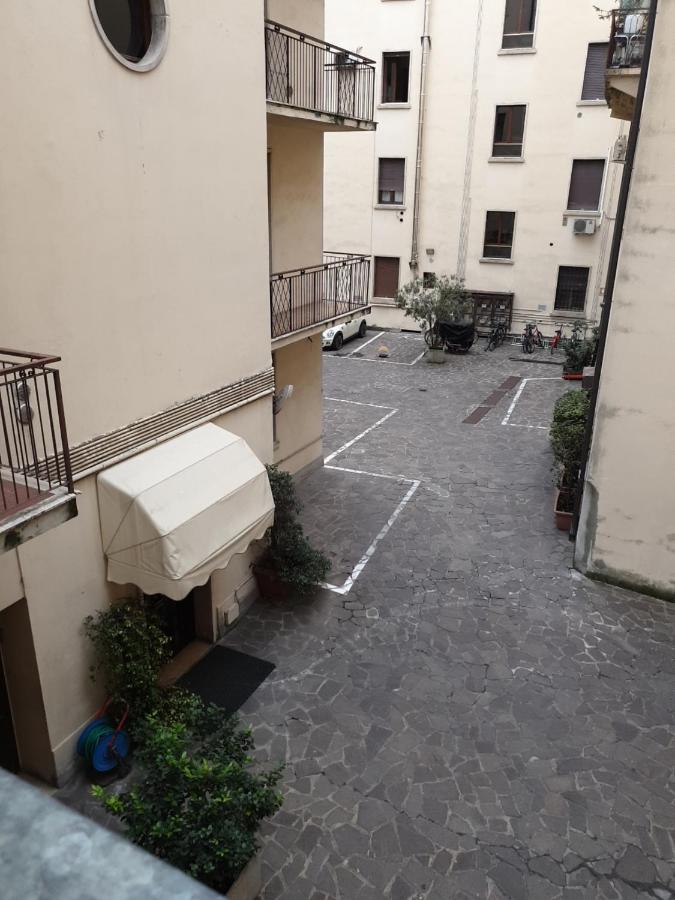 Appartamento di Lusso a 300 mt Arena Verona Esterno foto